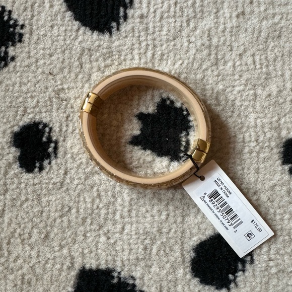 NWT Coach Bracelet in Gold Glitter Style - Picture 3 of 4